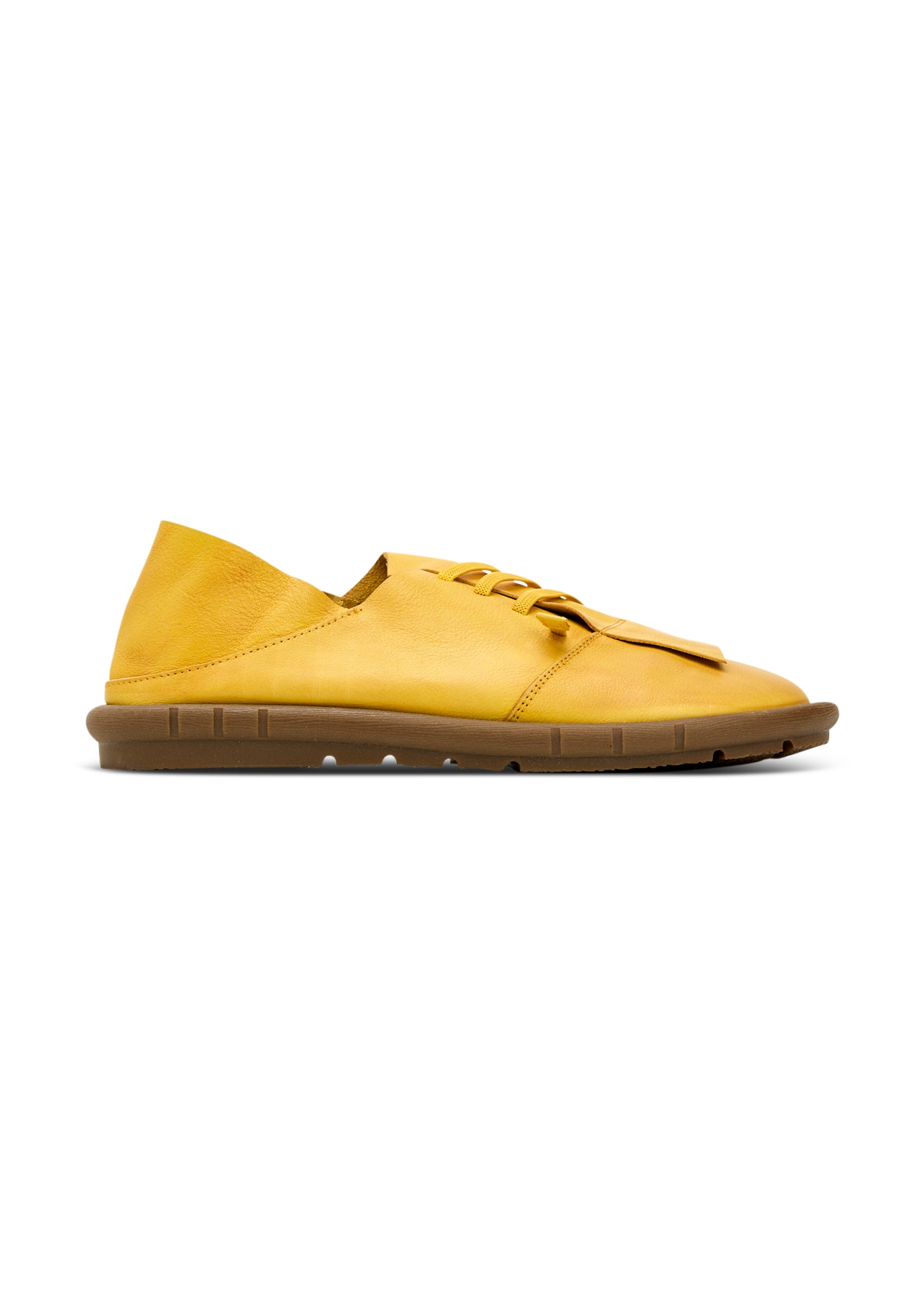 Asymmetric cigar leather comfort shoes with yellow rubber laces