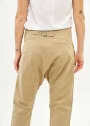 Brown buttoned pants with folded belt