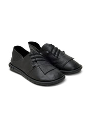 Asymmetric cigar leather comfort shoes with black rubber laces