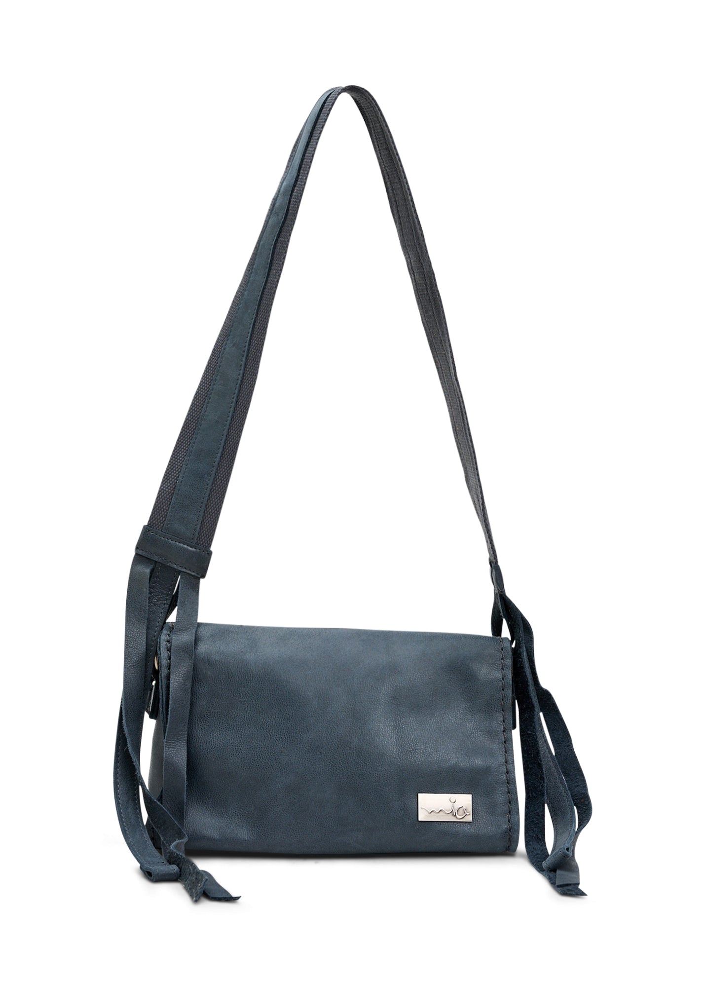 Rectangular leather bag with adjustable strap, blue