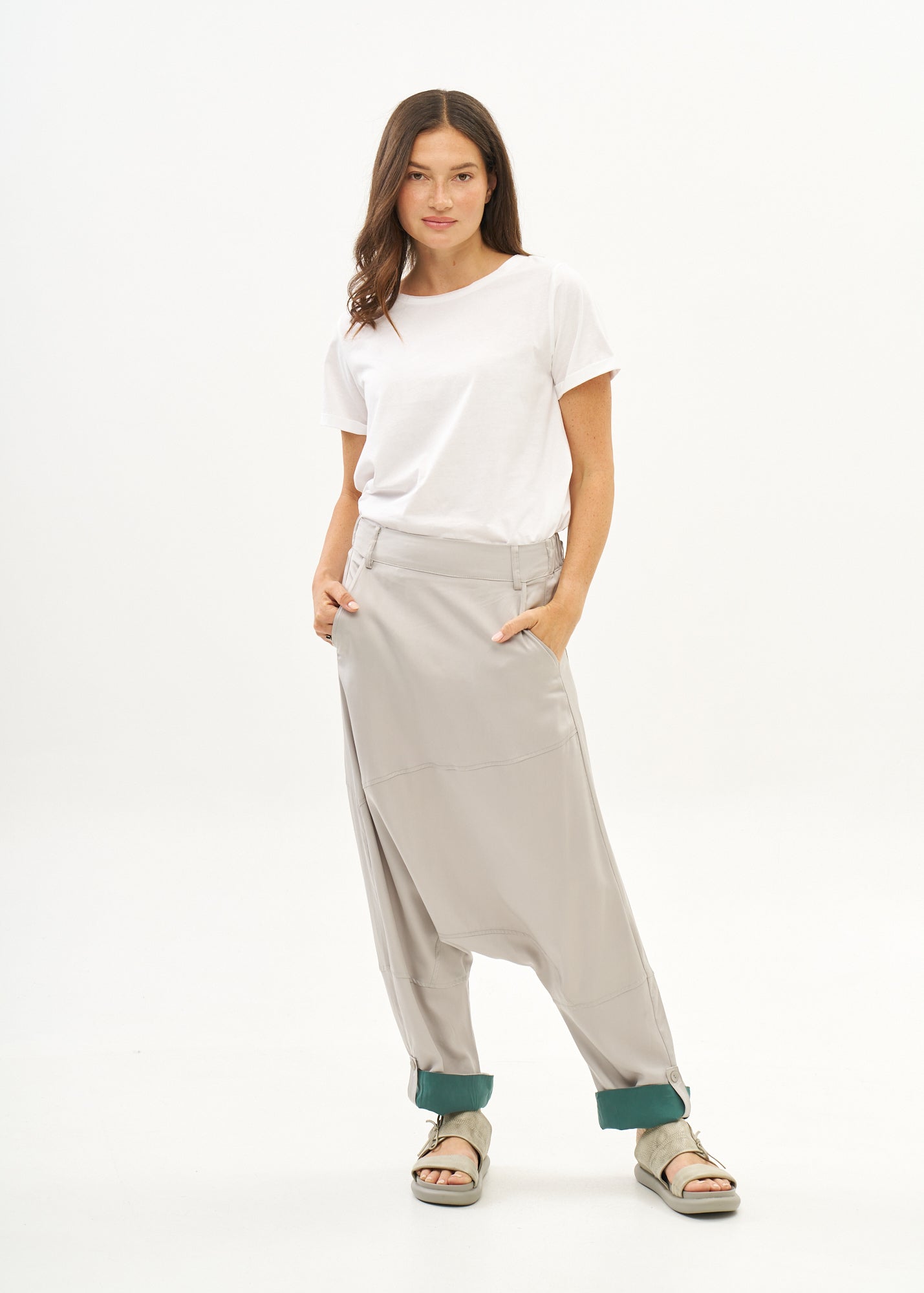 Pants with pockets, color block, folded cuff, gray