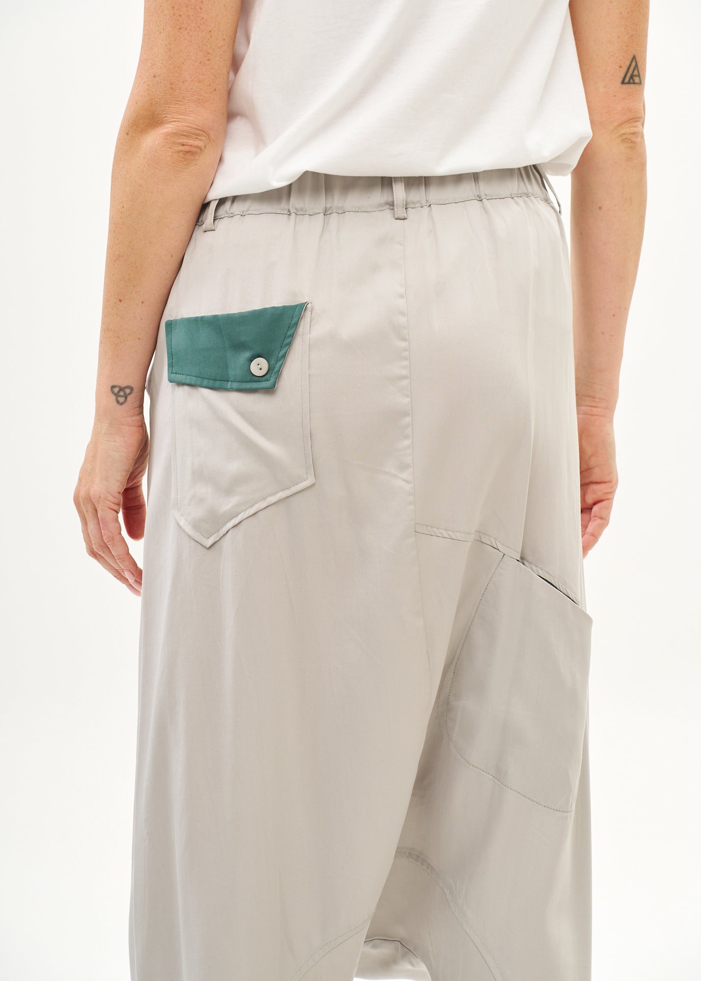 Pants with pockets, color block, folded cuff, gray