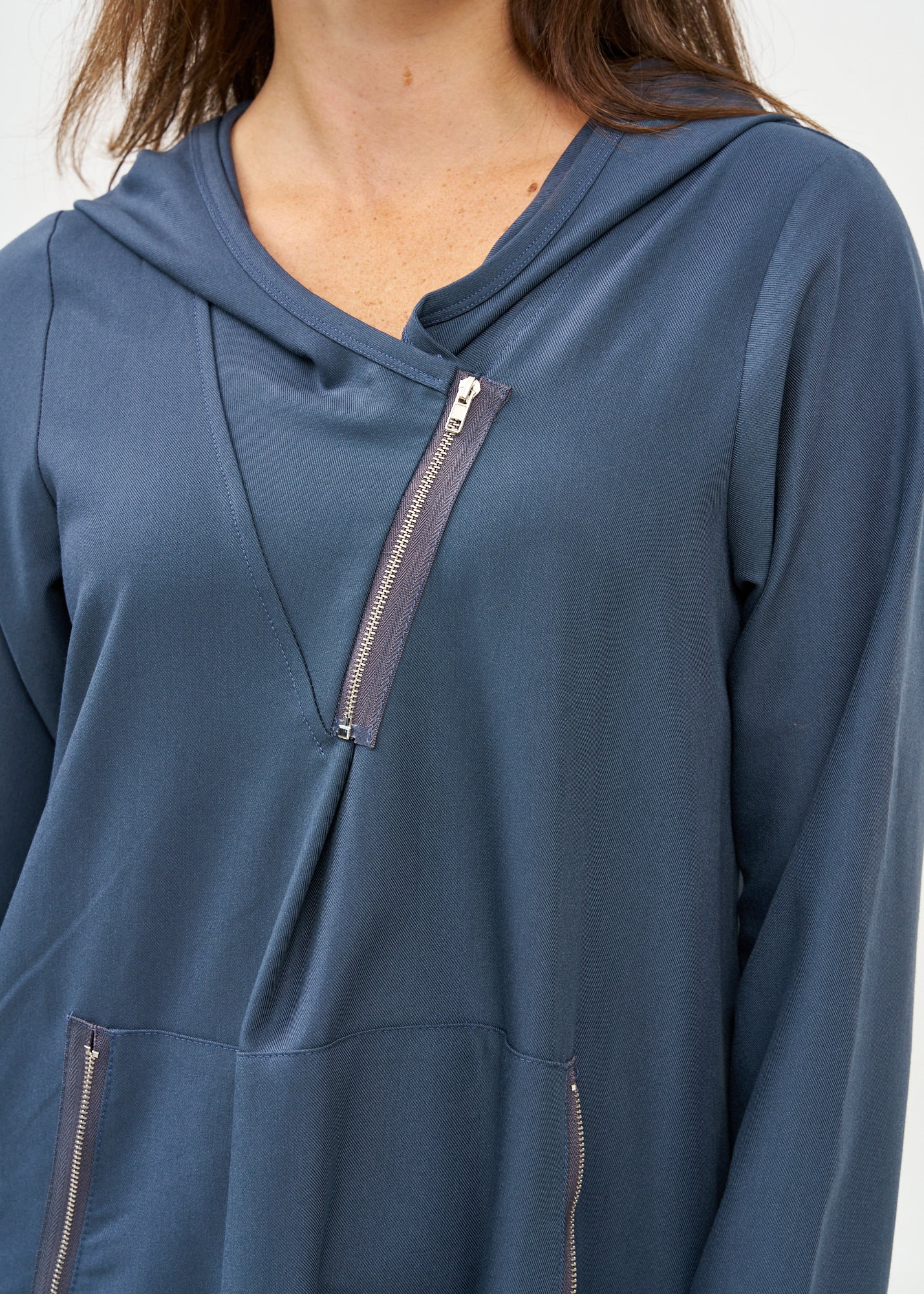 Long sleeve dress with hat and zipper, dark blue