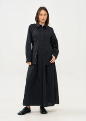 Long sleeve buttoned dress with two hanging pockets, black