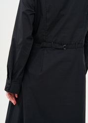 Long sleeve buttoned dress with two hanging pockets, black