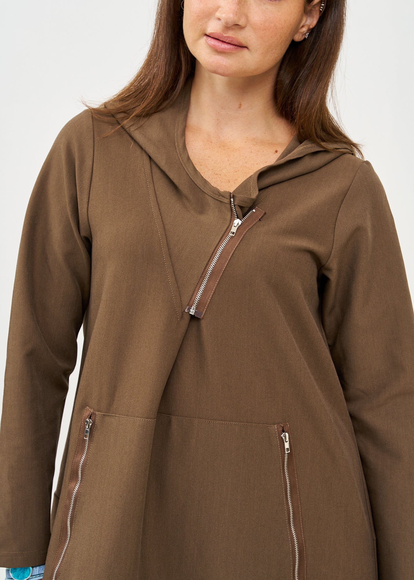 Long sleeve dress with hat and brown zipper
