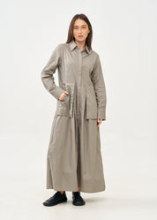 Long-sleeved buttoned dress with two hanging pockets, gray