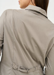 Long-sleeved buttoned dress with two hanging pockets, gray
