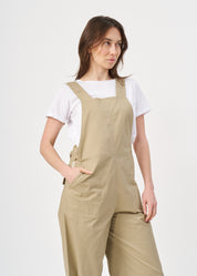 Suspender jumpsuit with brown ribbon