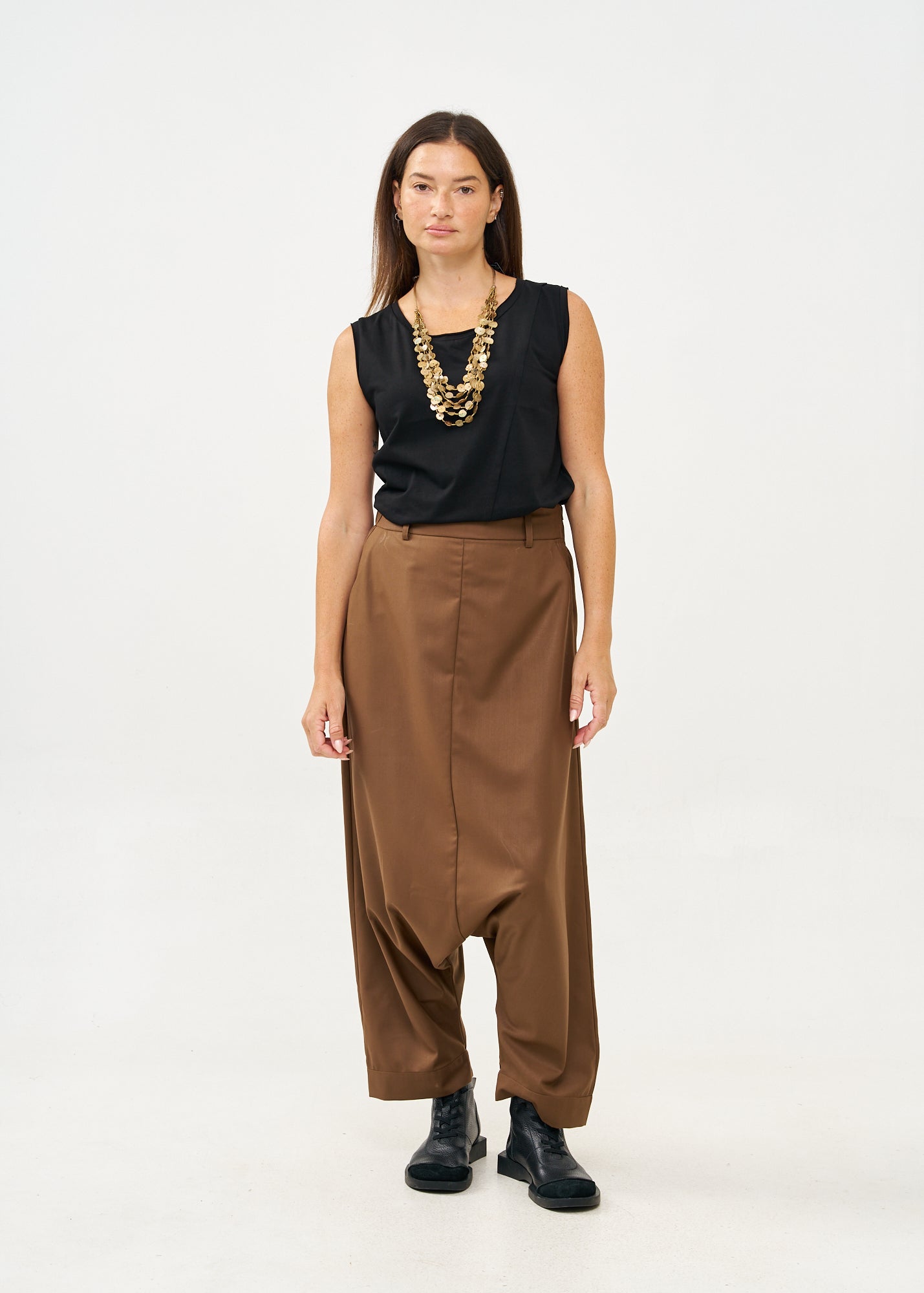 Classic skirt pants with brown shine