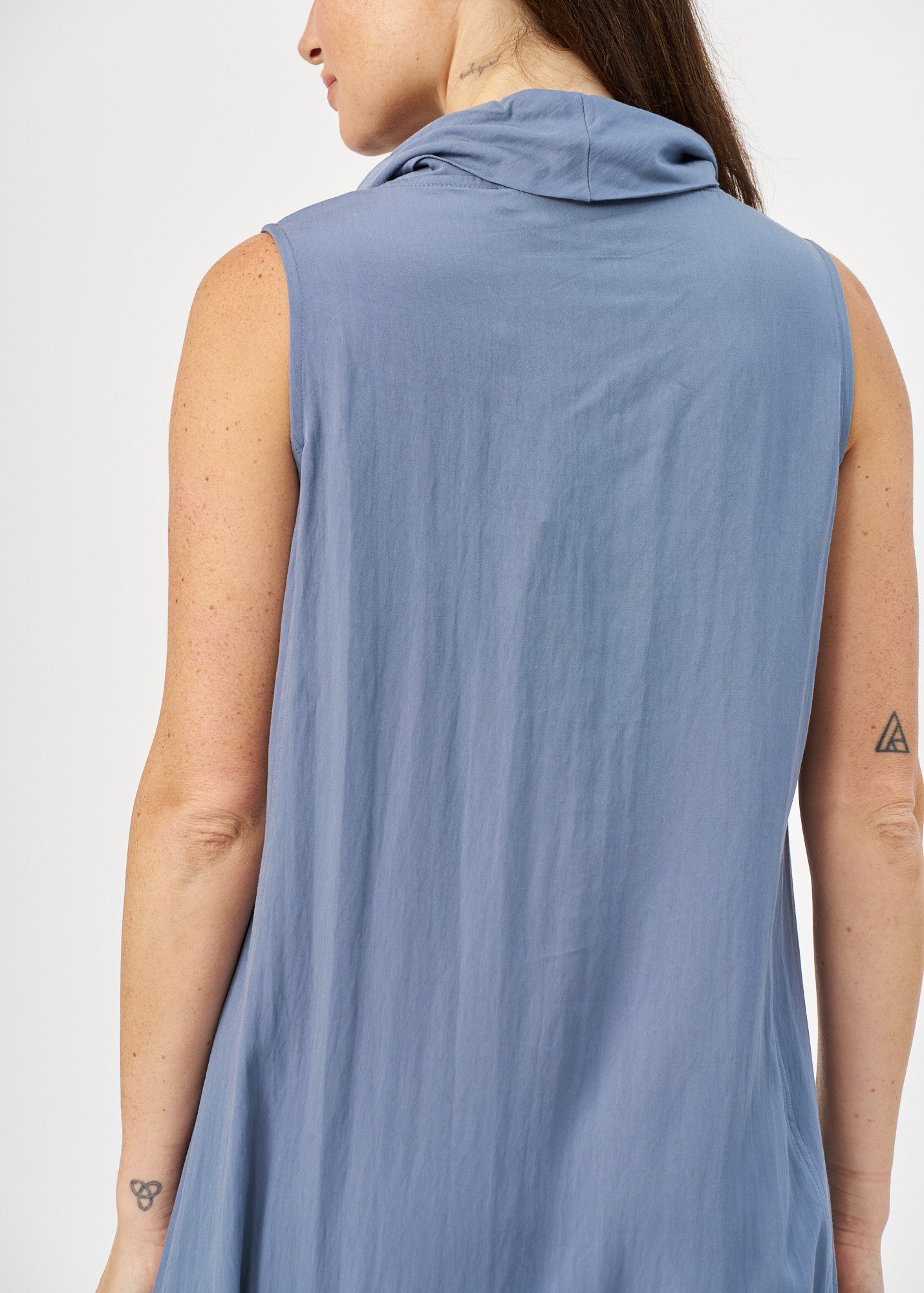 Golf overall snap-fasteners on the bottom blue wash