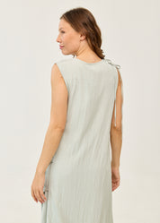 Dress with ties at the shoulders and light green side