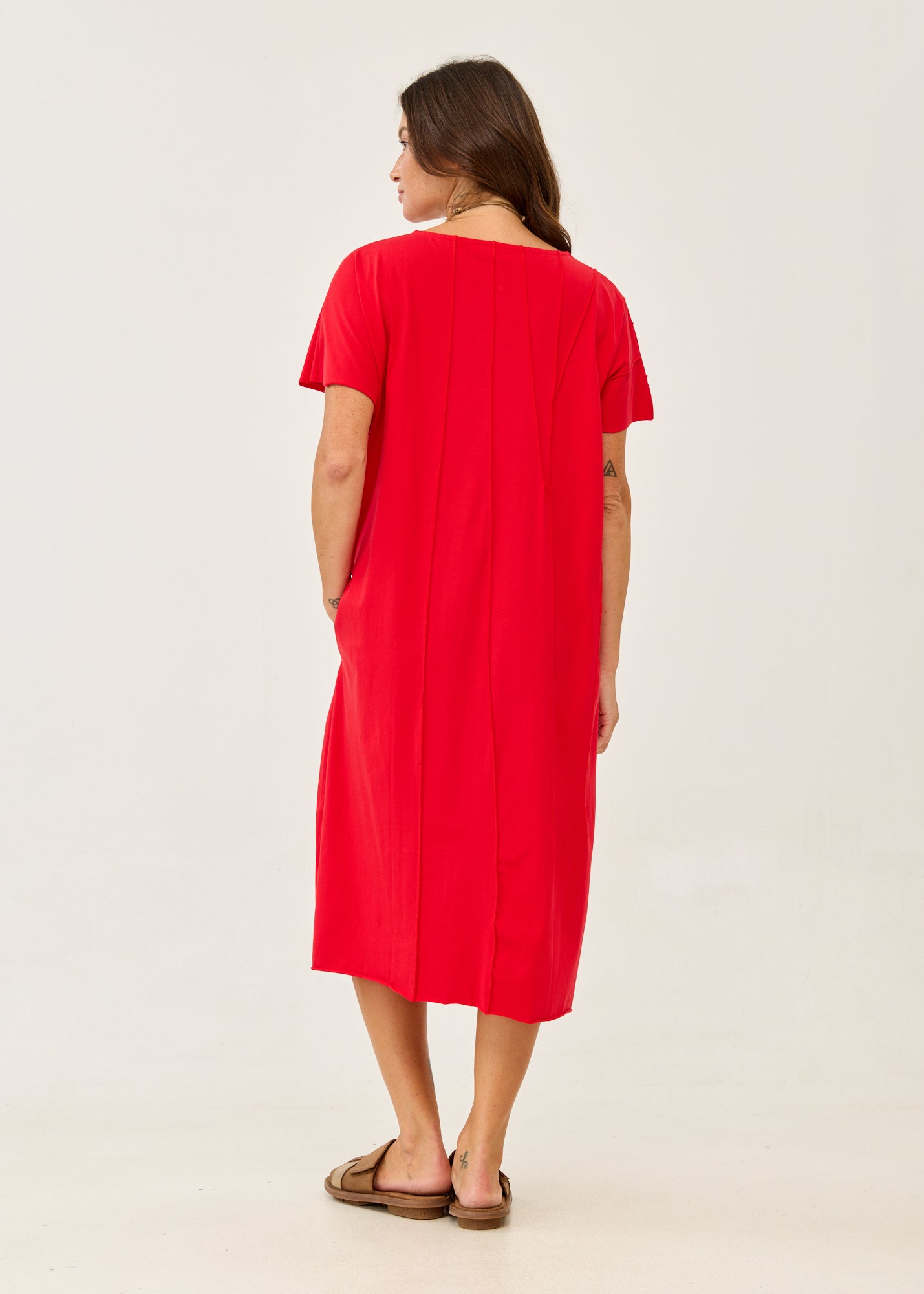 Red short-sleeve dress with prominent stitching