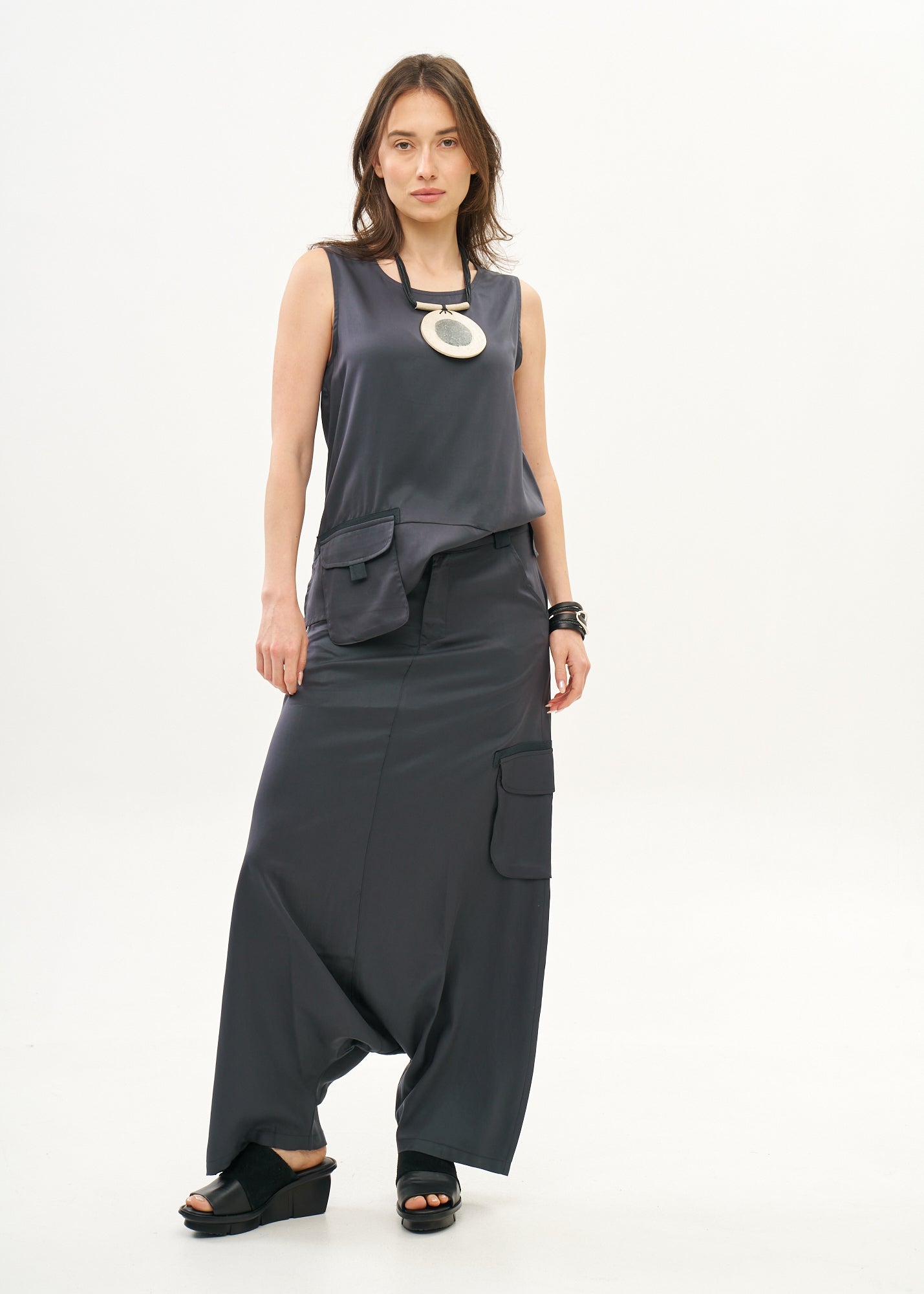 Skort with dark gray ribbon detail