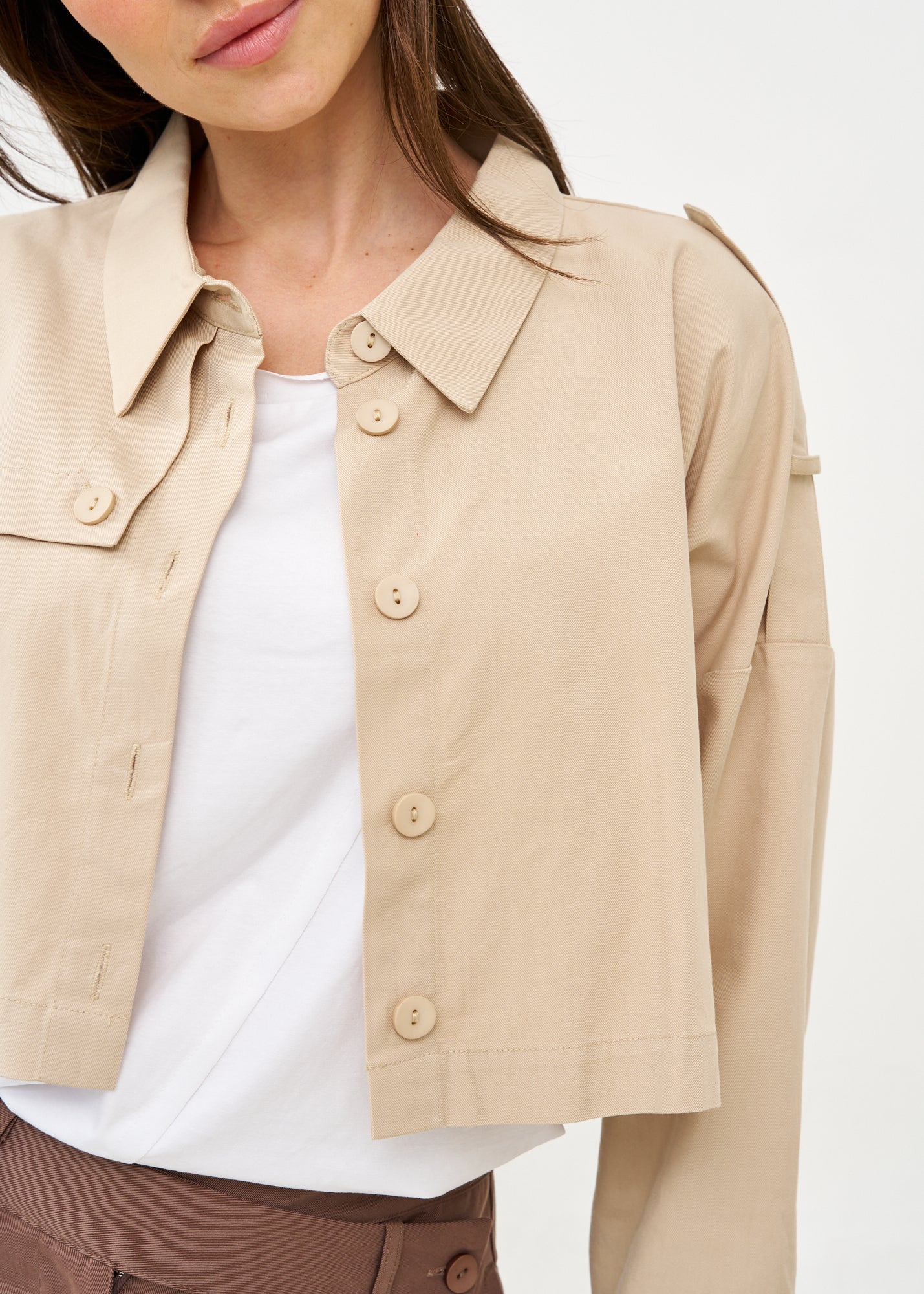Stone long-sleeved jacket