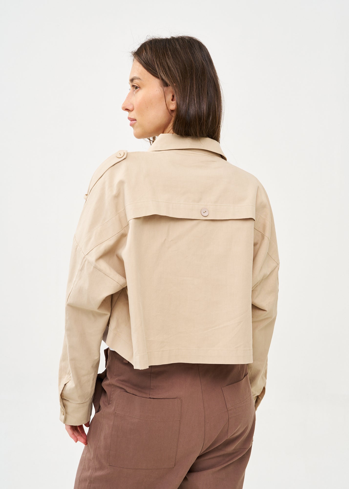 Stone long-sleeved jacket
