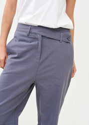 Long pants with diagonal belt blue