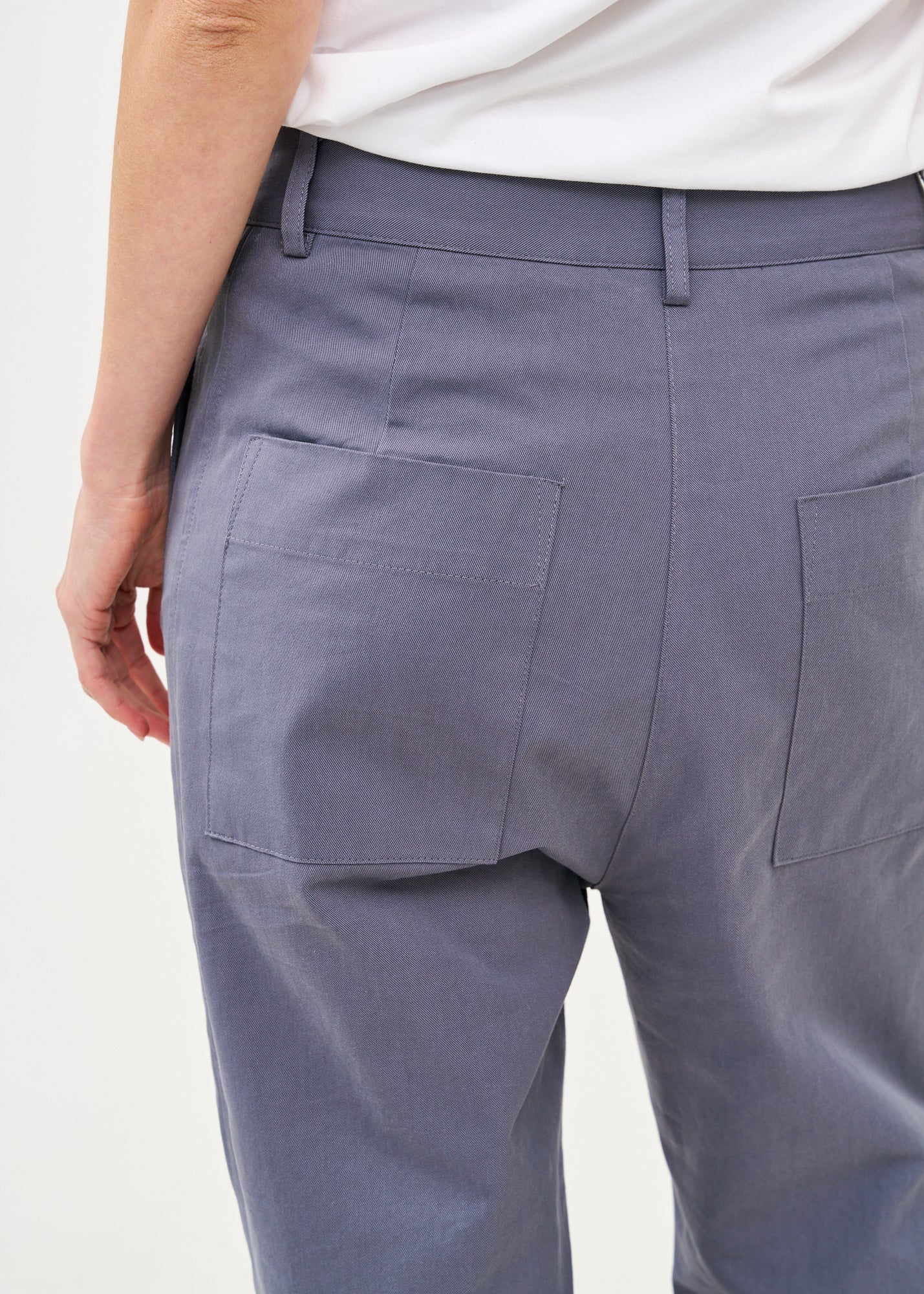 Long pants with diagonal belt blue