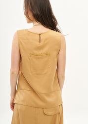 Tank top with hanging pocket and brown ribbons