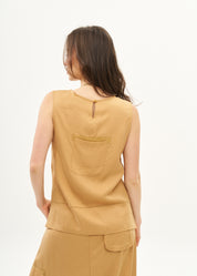 Tank top with hanging pocket and brown ribbons