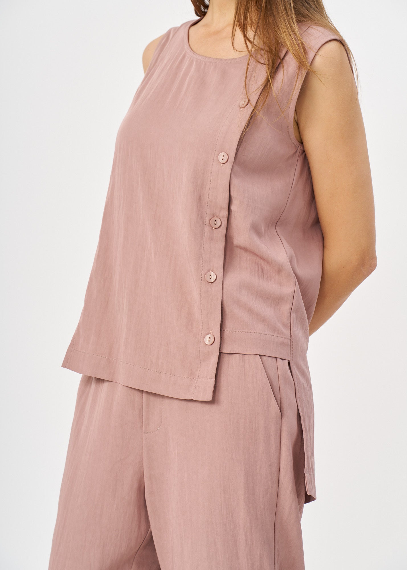 Pink tiered tank top with buttons