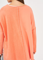 Oversized sweatshirt with orange ribbon combination