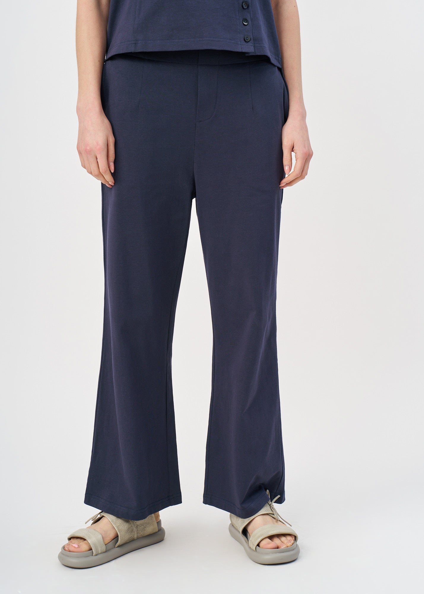 Classic straight leg blue jersey pants