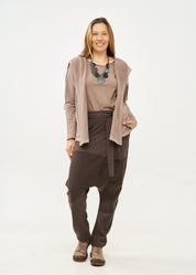 Dark gray reverse cut baggy pants with belt