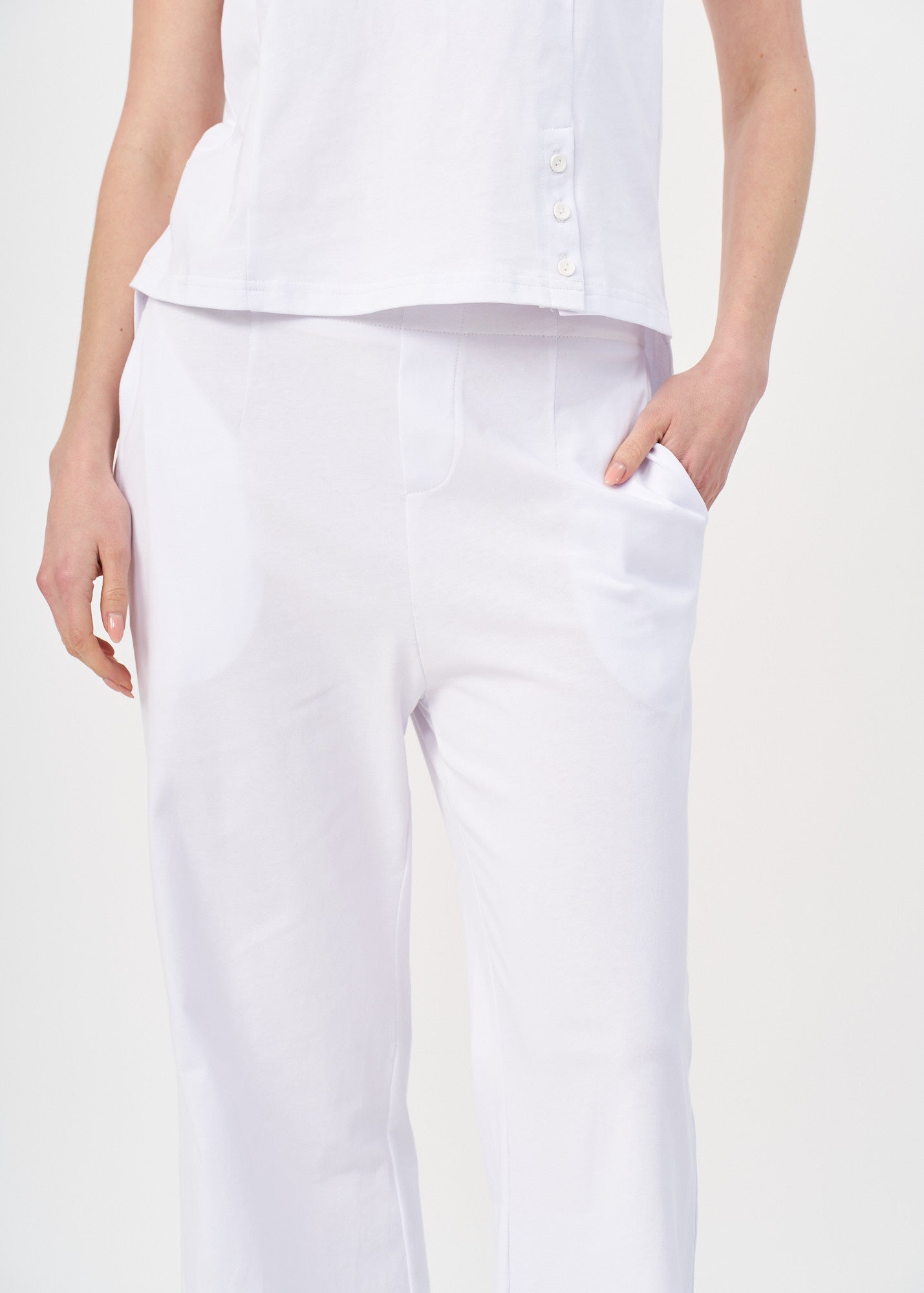 Classic straight leg trousers in white jersey