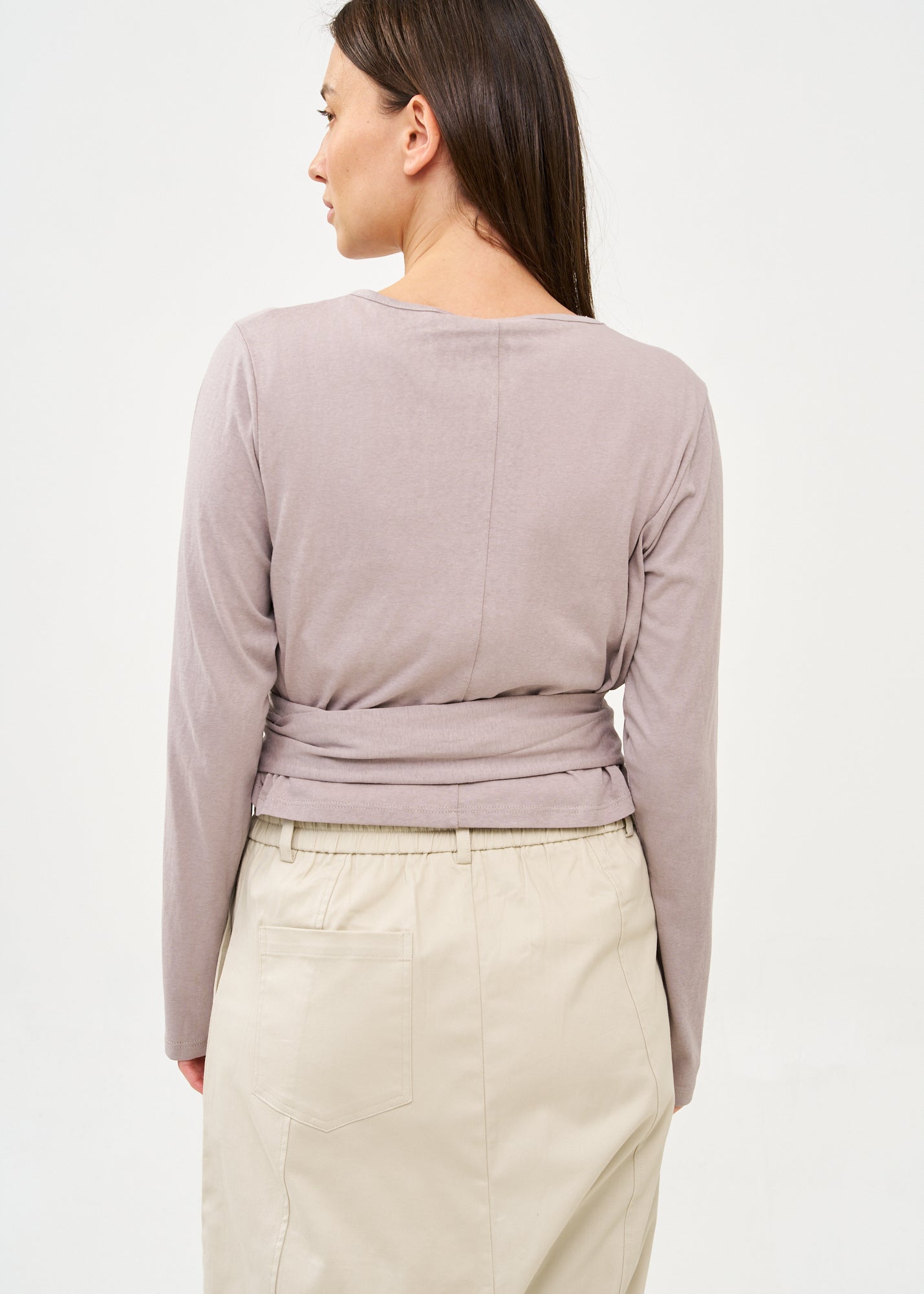 Gray long sleeve tie-waist top