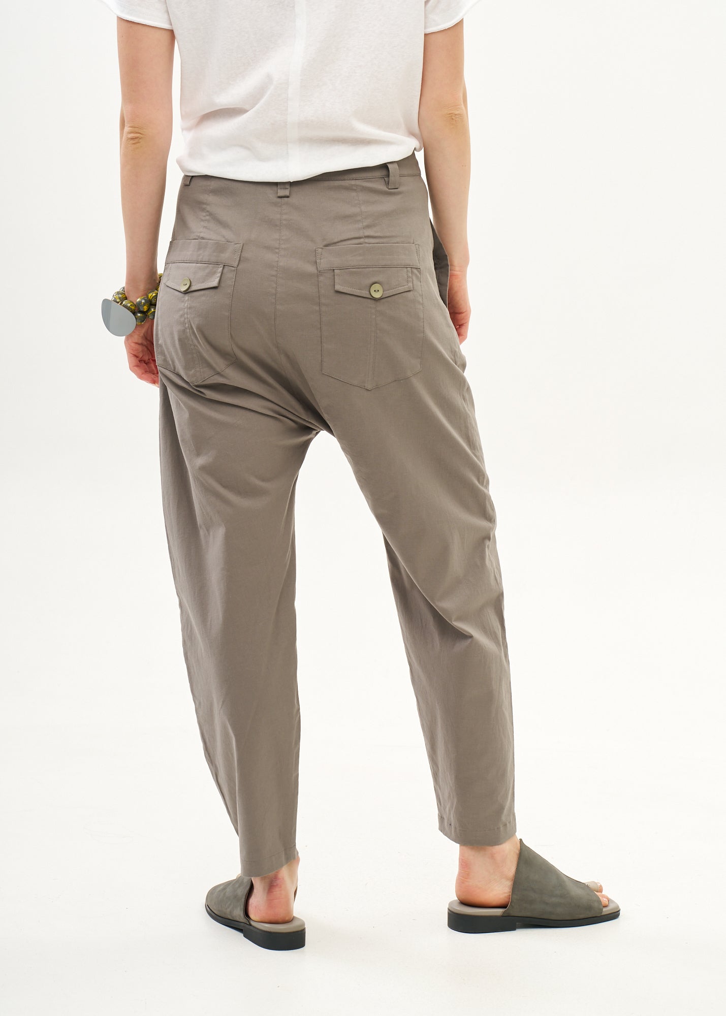 Baggy pants with gray Mia ribbon