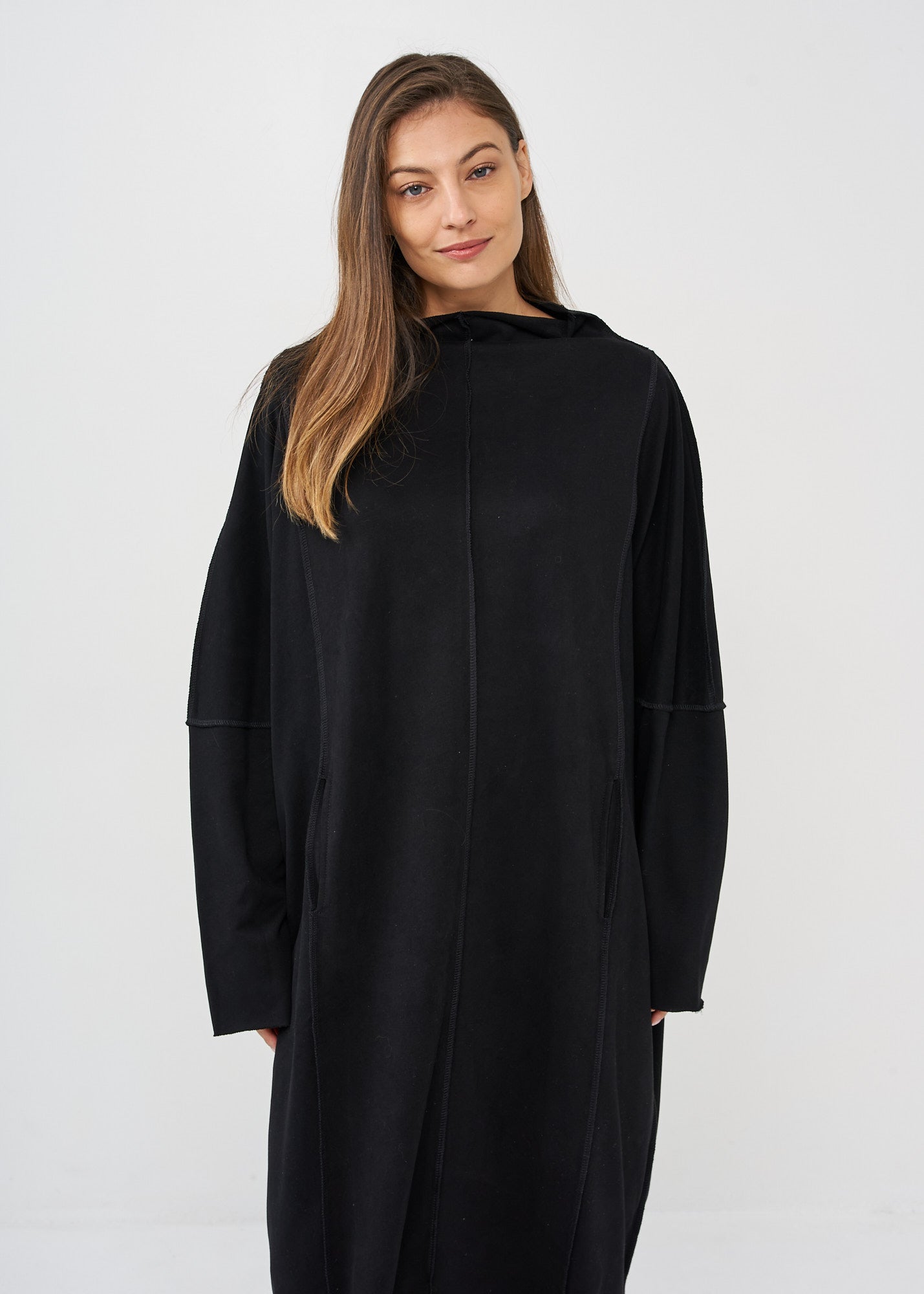 Black vertical stitching sleeve dress