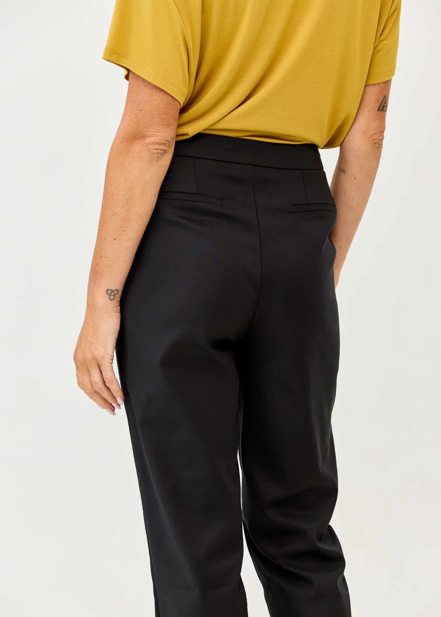 Classic trousers, zip and button, black
