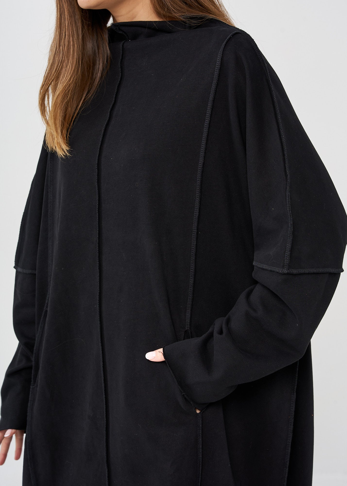 Black vertical stitching sleeve dress