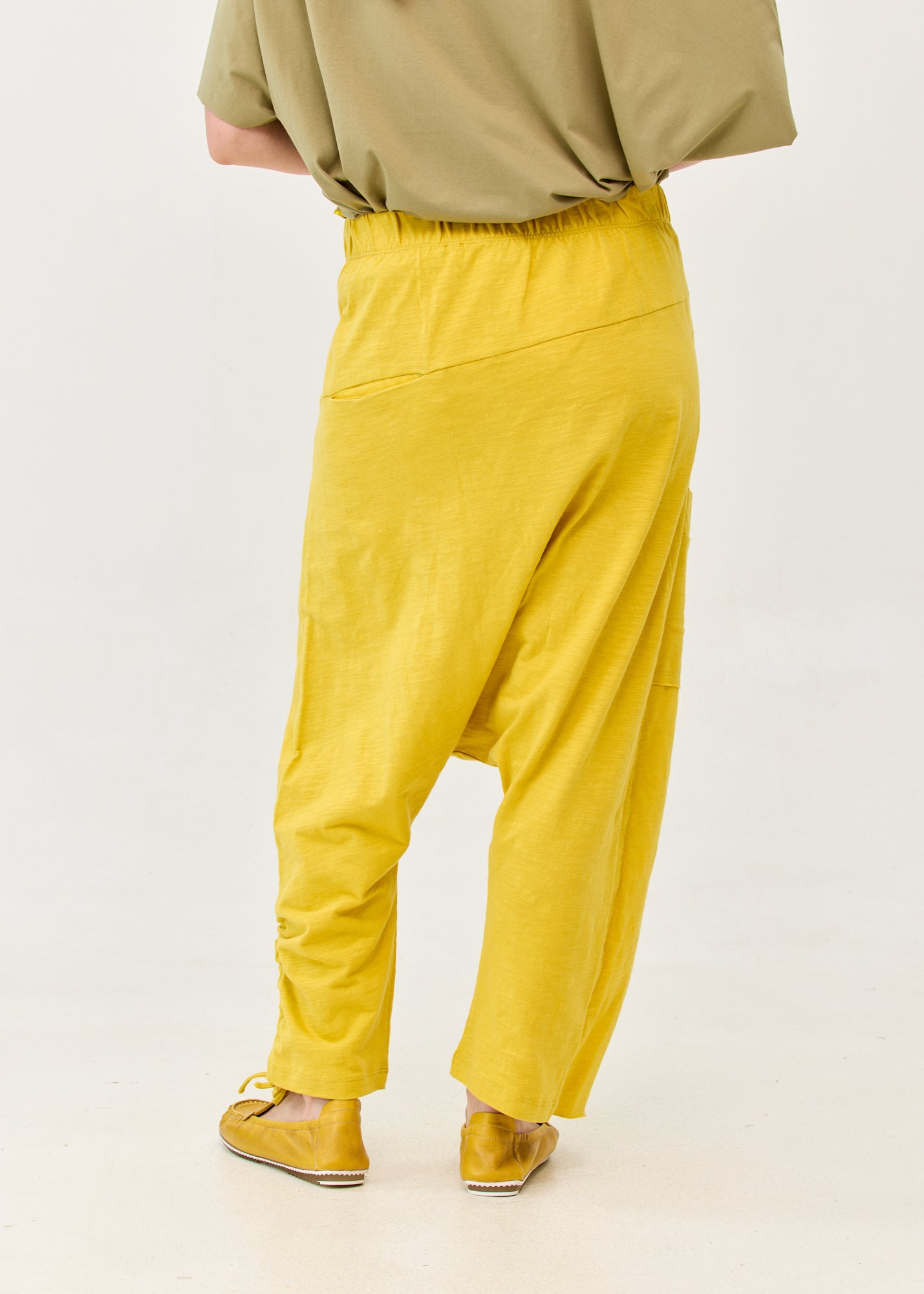 Cotton bag trousers mustard ribbon trim