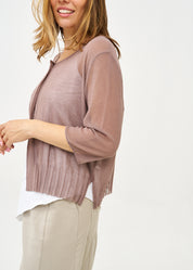 Thin knit top with buttons, 3/4 sleeves, brown