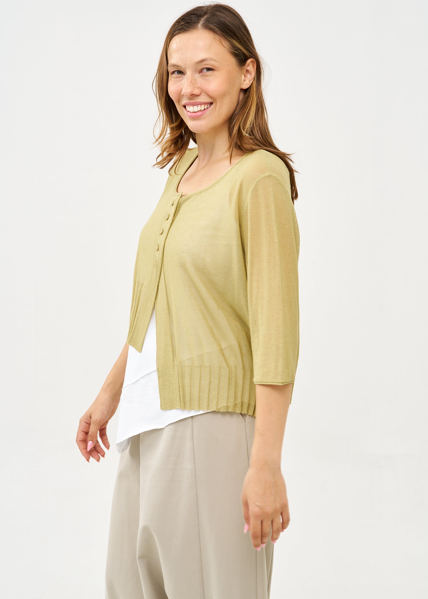 Thin knit top with buttons, 3/4 sleeves, green