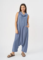 Golf overall snap-fasteners on the bottom blue wash