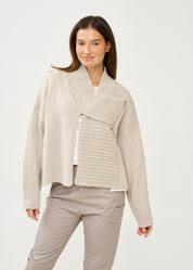 Light gray knit top with zipper
