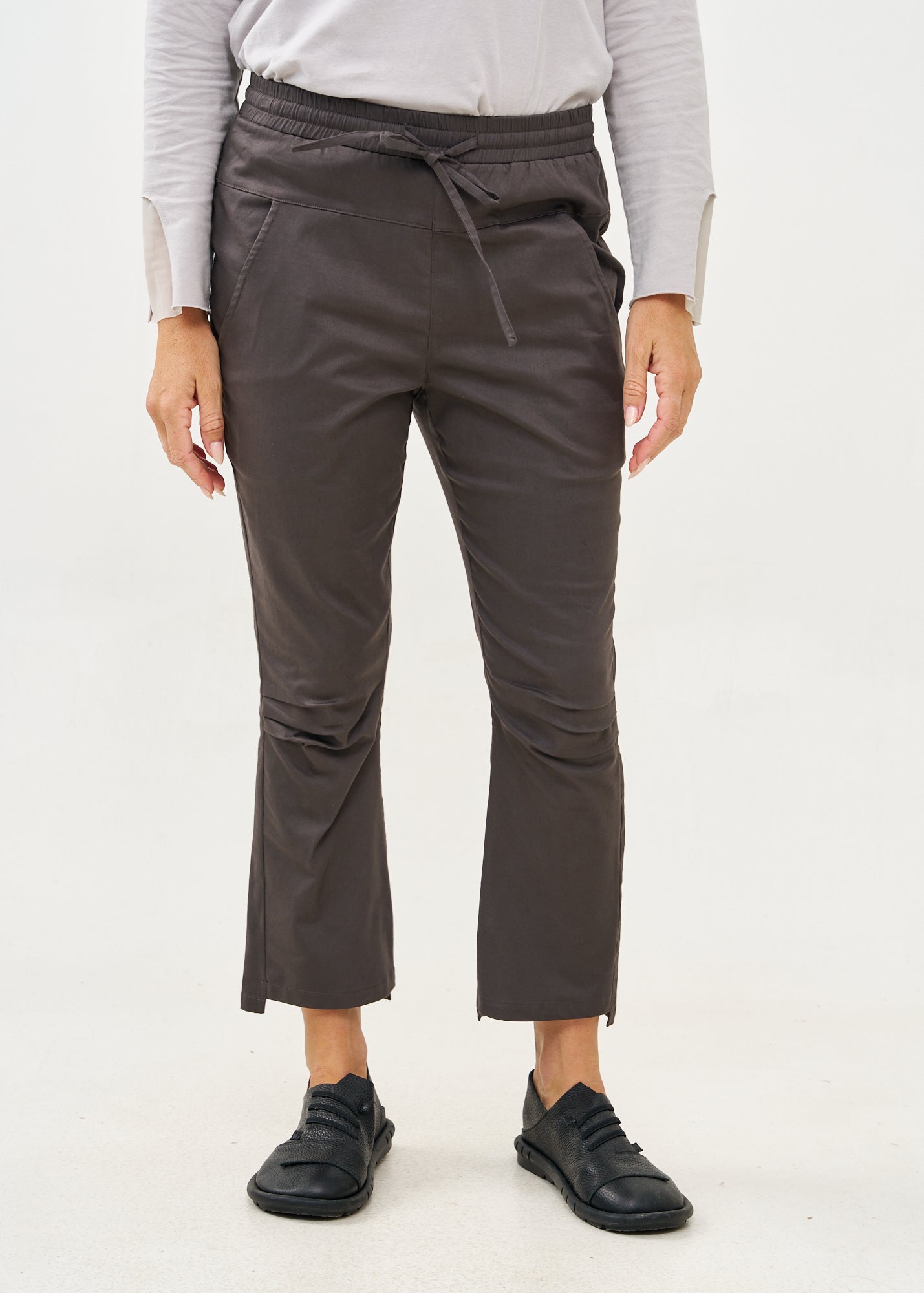 Dark gray knee-length pants