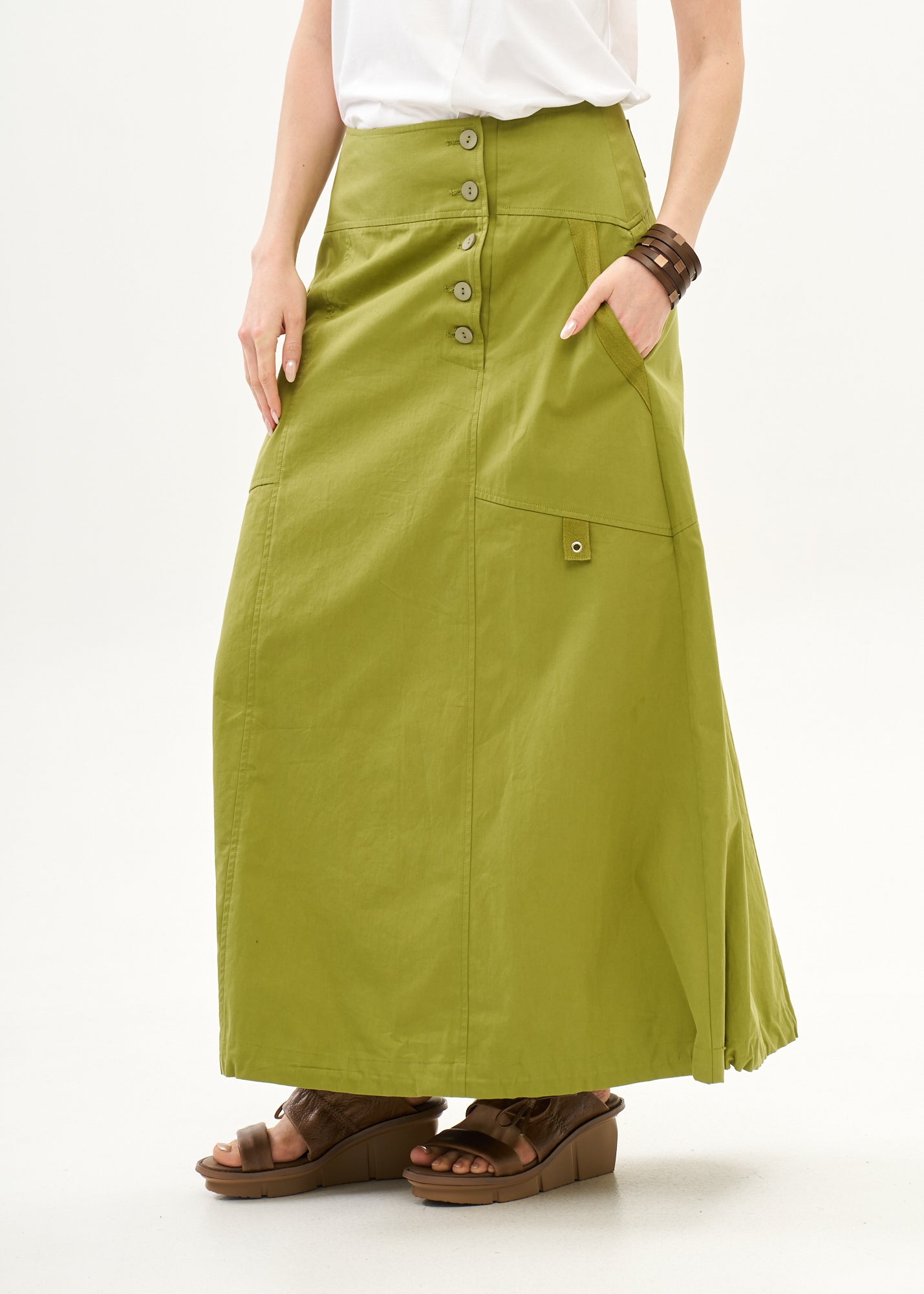 Green ribbon combination button closure skirt