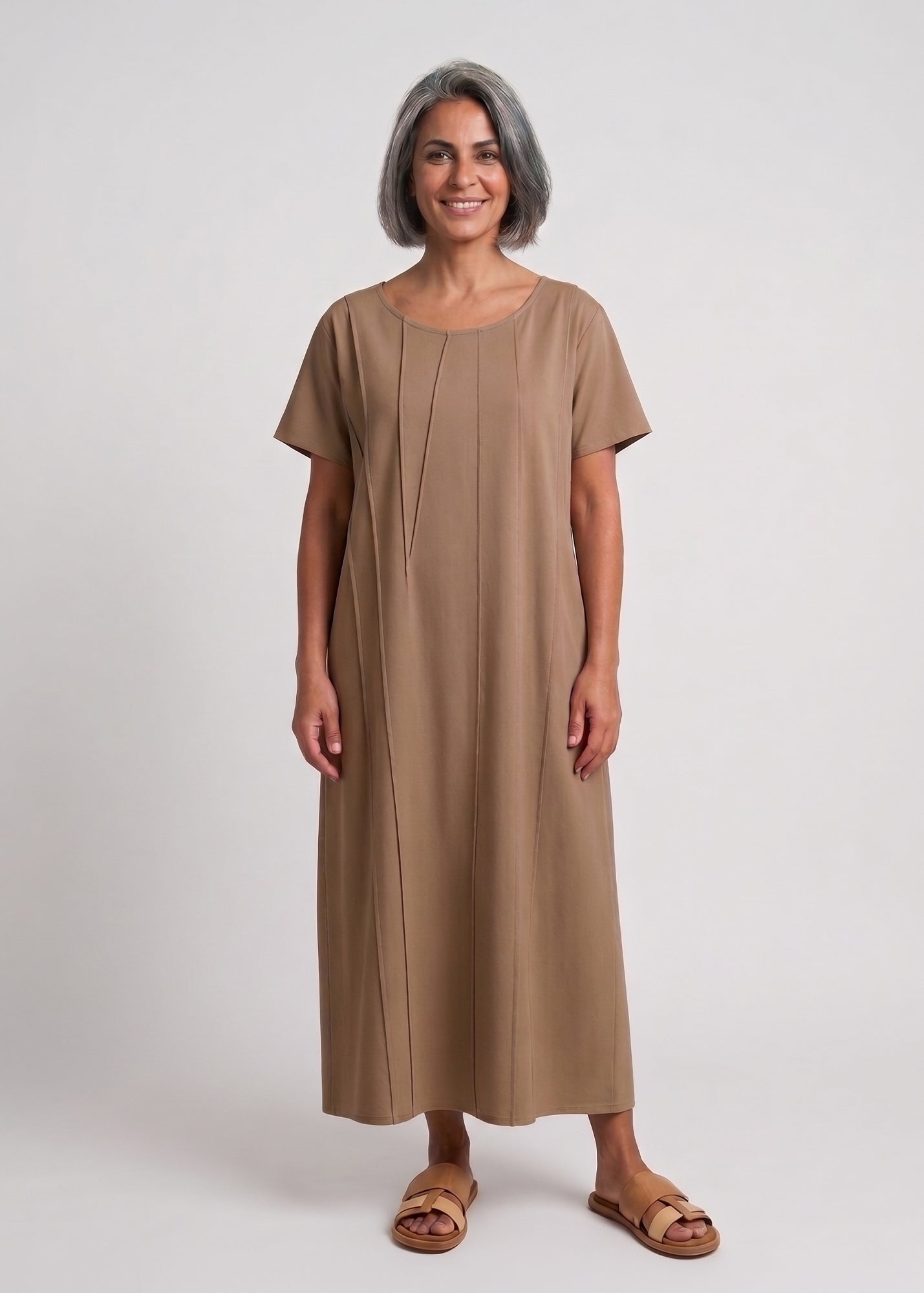 Short sleeve dress prominent seams brown