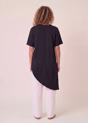 Black short-sleeve tunic, shorter front