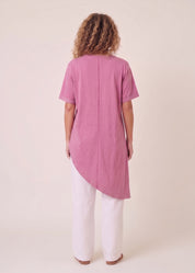 Short-sleeved tunic, shorter at the front, purple