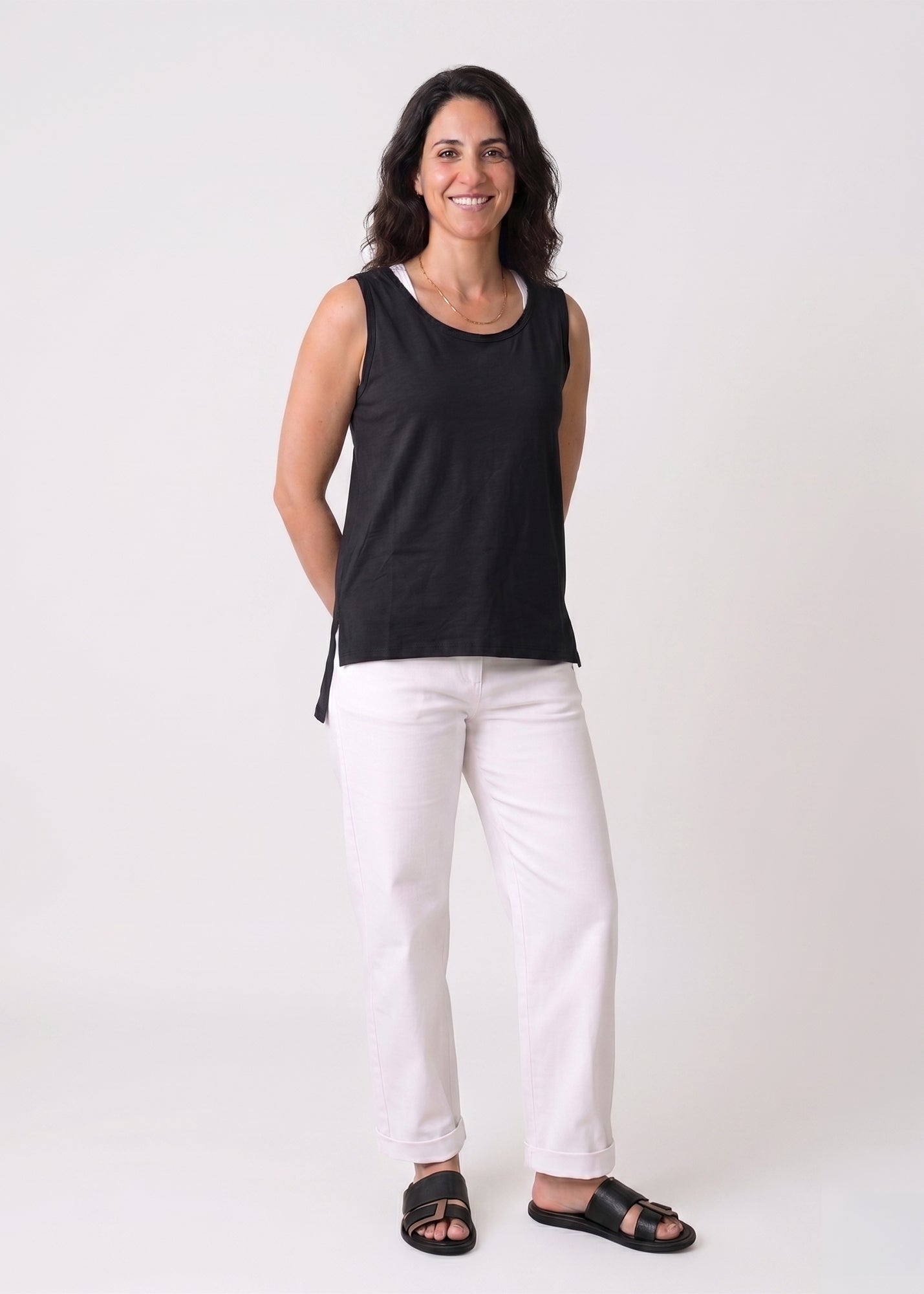Basic tank top, straight hem, black