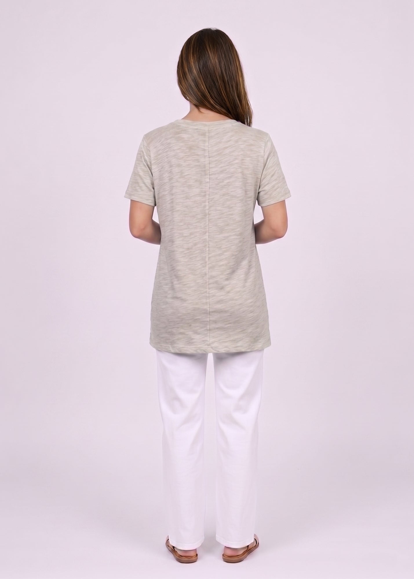 T-shirt with a straight stone finish