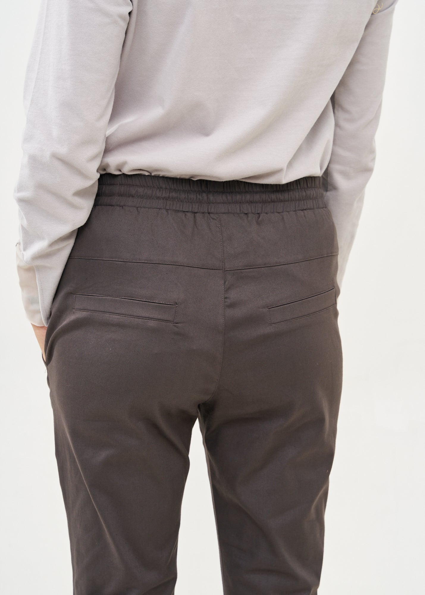 Dark gray knee-length pants