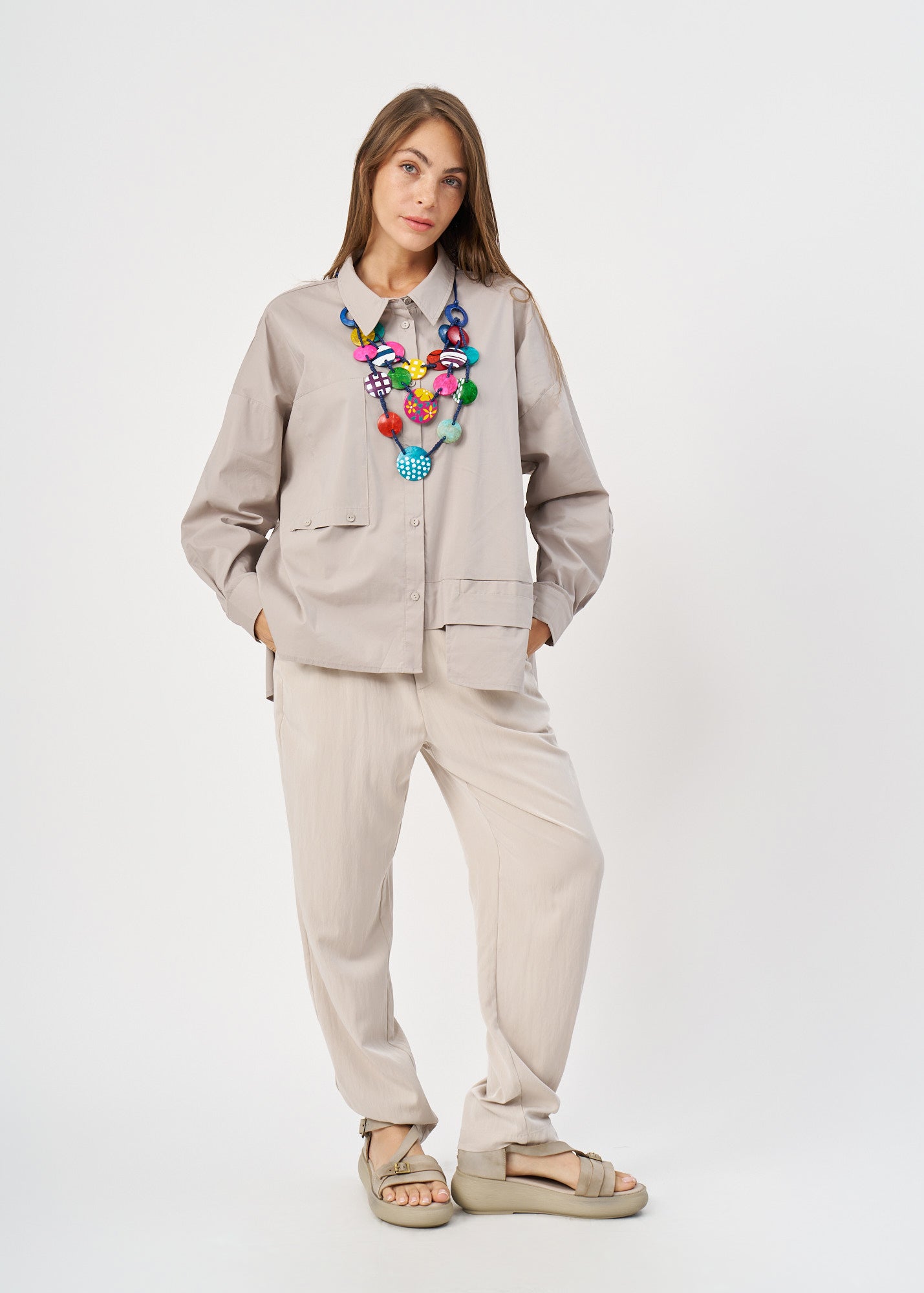 Buttoned long sleeve inverted pocket gray