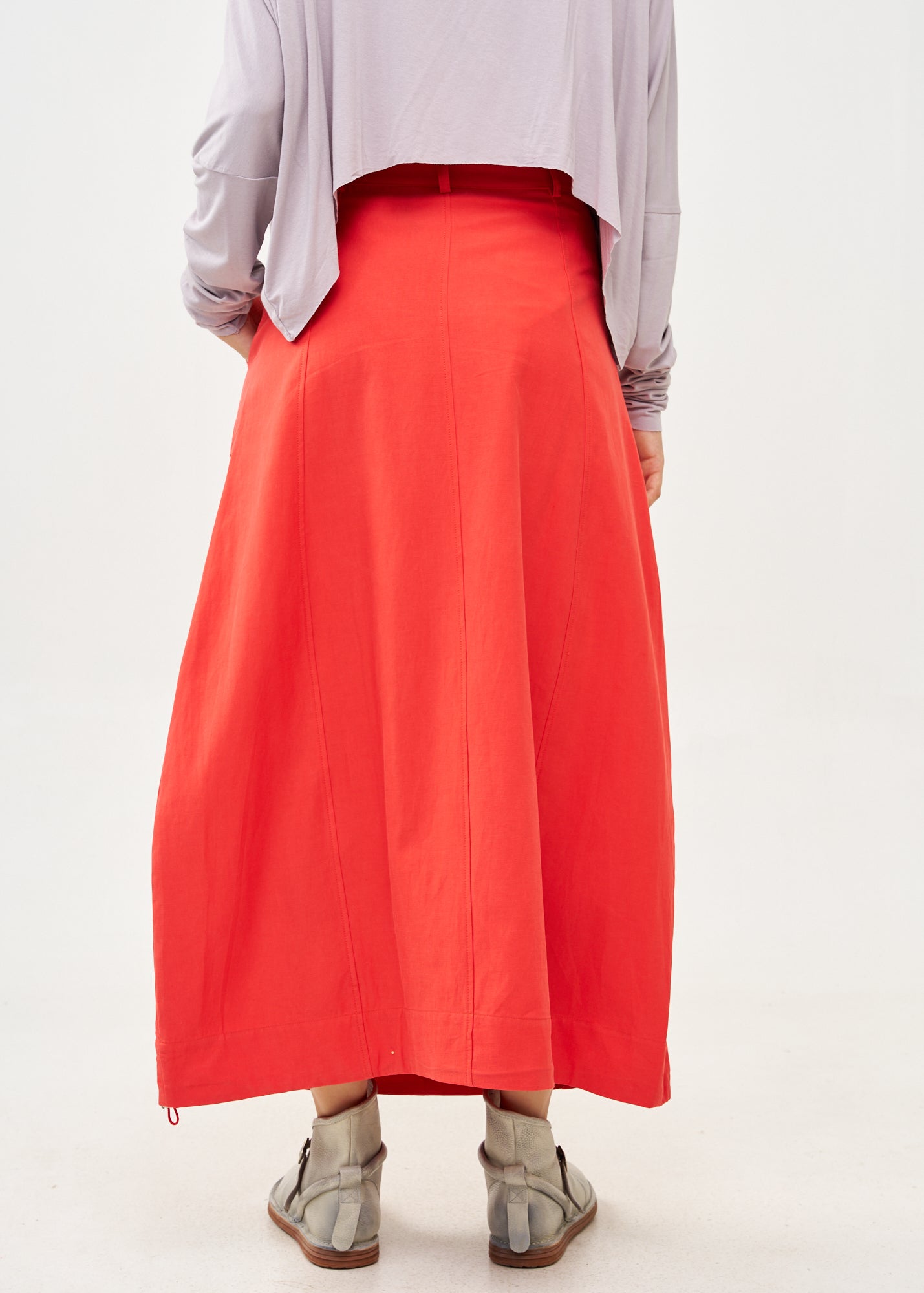 Red faux-belt hem skirt