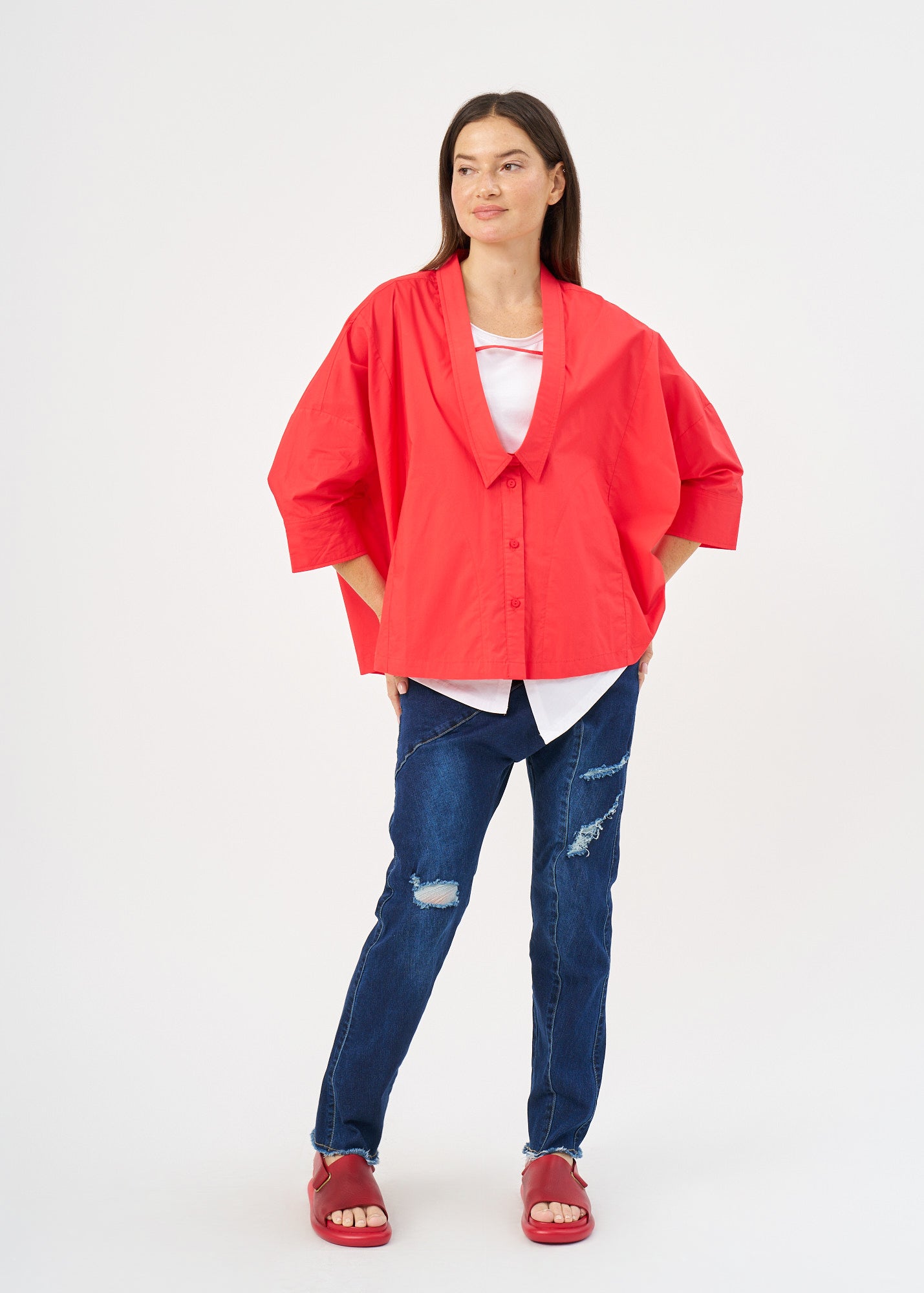 Red deep collar button-up